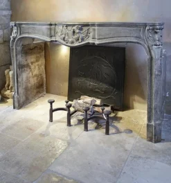 Pamono Large 18th Century French Limestone Fireplace><noscript><img width=
