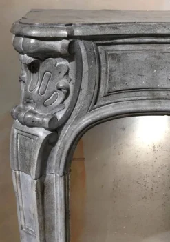 Pamono Large 18th Century French Limestone Fireplace><noscript><img width=