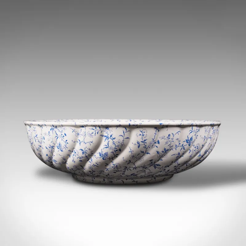 Sale Pamono Large Vintage English Ceramic Salad Bowl, 1930s