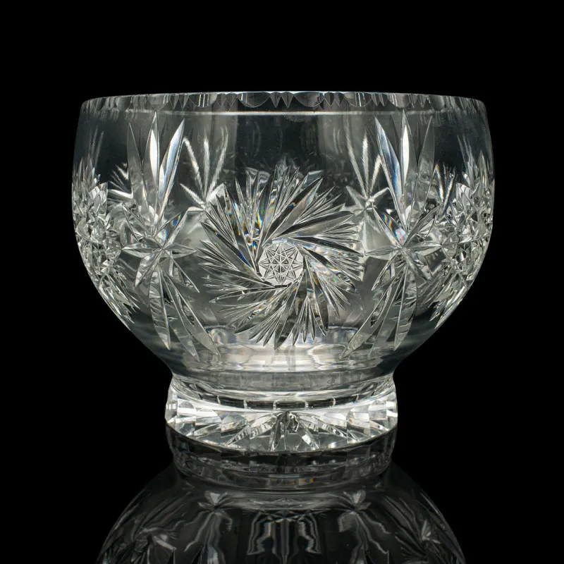 Outlet Pamono Large Vintage English Cut Glass Crystal Fruit Bowl, 1960s