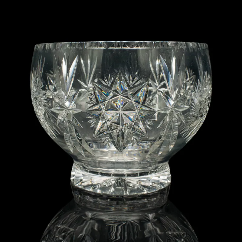 Outlet Pamono Large Vintage English Cut Glass Crystal Fruit Bowl, 1960s