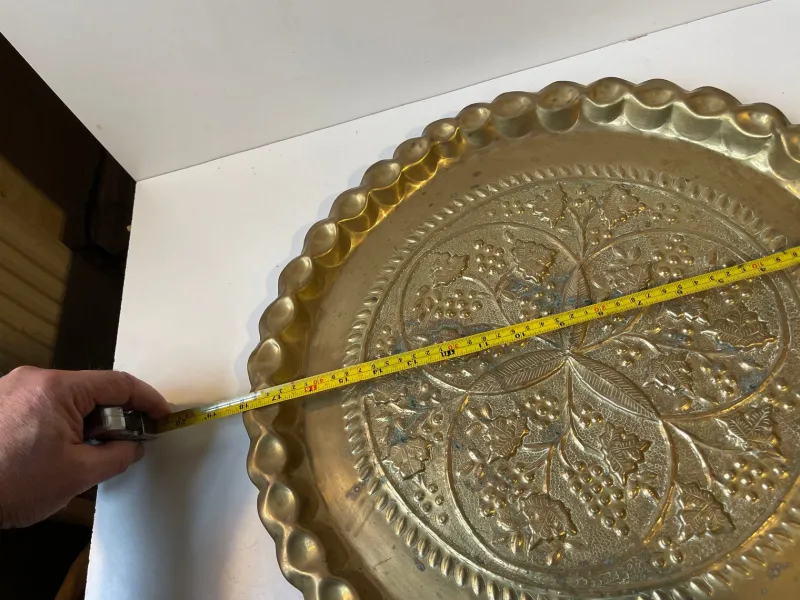 Best Pamono Large Vintage Moroccan Round Tray in Embossed Brass, 1950s