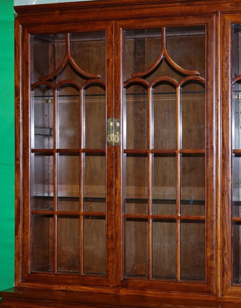 Pamono Large Vintage Oriental Chinese Carved Bookcase Display Cabinet with Lights> Cabinets & Wardrobes
