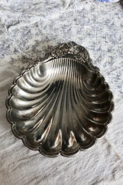 Sale Pamono Large Vintage Shell Dish in Silver Metal, 1970s