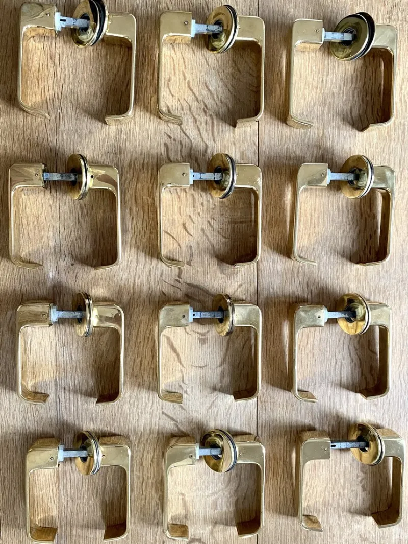 Pamono Lasta Brass Door handles by Timo Sarpaneva for Finland Primo Oy, 1960s, Set of 12> Architectural Elements