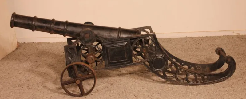 Pamono Late 19th Century Decorative English Cast Iron Cannon> Garden Accessories