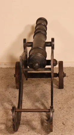 Pamono Late 19th Century Decorative English Cast Iron Cannon><noscript><img width=