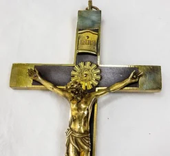 Outlet Pamono Late 19th Century French Brass Crucifix with Miraculous Medal, 1880s