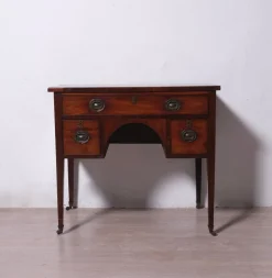Pamono Late 19th Century George III English Writing Desk