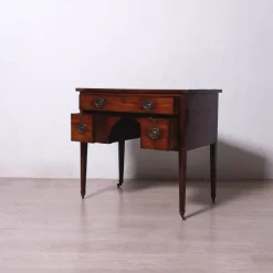 Pamono Late 19th Century George III English Writing Desk