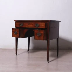 Pamono Late 19th Century George III English Writing Desk