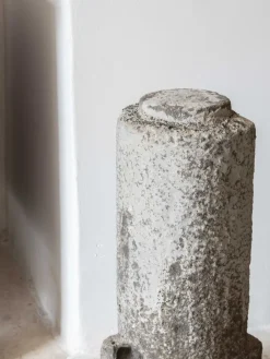 Hot Pamono Lava Stone Column