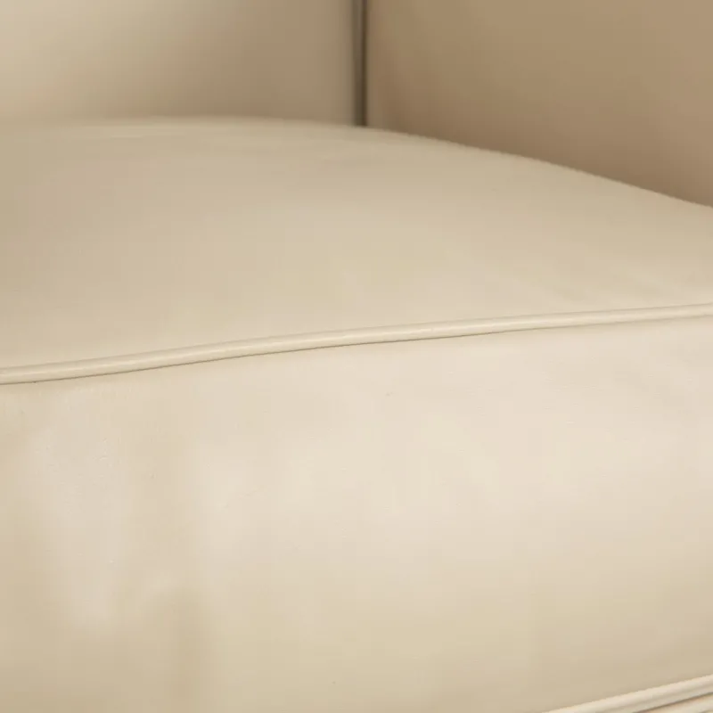 Hot Pamono LC 2 2-Seater Sofa and Lounge Chairs in Cream Leather by Le Corbusier for Cassina, Set of 3