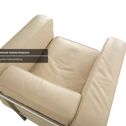 Hot Pamono LC 2 2-Seater Sofa and Lounge Chairs in Cream Leather by Le Corbusier for Cassina, Set of 3