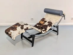 Discount Pamono LC4 Chaise Longue by Le Corbusier and Charlotte Perriand for Wohnbedarf edition, 1952
