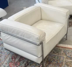 Best Pamono LC2 Two-Seater Sofa and Chair in White Leather by Le Corbusier & Pierre Jeanneret for Cassina, 1970s, Set of 2