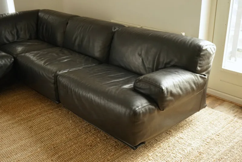 Pamono Leather Flandra Modular Sofa by Vico Magistretti for Cassina, Italy, 1970s, Set of 4> Couches & Sofas