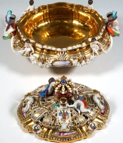 Pamono Lidded Crown Tureen by Maria Josepha for Meissen Drüselkästchen, Austria><noscript><img width=