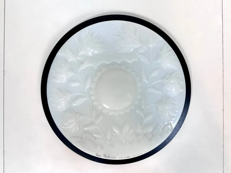 Pamono Limited Edition Glass Art Plate of the Year by Ivan Rabuzin for Rosenthal, Germany, 1978