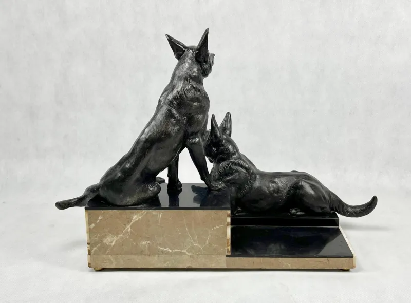 Pamono Louis Albert Carvin, Art Deco German Shepherds, 1920s, Zinc & Lead Alloy> Art Deco|Sculpture