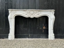 Outlet Pamono Louis XV Fireplace in White Carrara Marble, 1880s