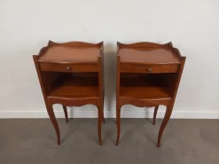 Pamono Louis XV Style Bedside Tables, 1950s, Set of 2> Nightstands