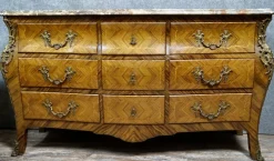 Clearance Pamono Louis XV Style Curved Chest of Drawers in Marquetry, 1880