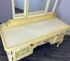 Pamono Louis XVI French Carved Dressing Table><noscript><img width=