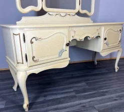 Pamono Louis XVI French Carved Dressing Table><noscript><img width=