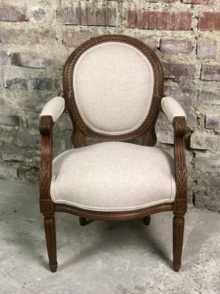 Pamono Louis XVI Style Carved Walnut Armchair with Beige Upholstery> Children's Chairs