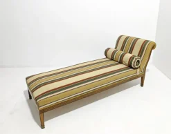 Pamono Louis XVI Style Chaise Longue in Wood and Multicolored Fabric with Brass Accessories, 1890s><noscript><img width=
