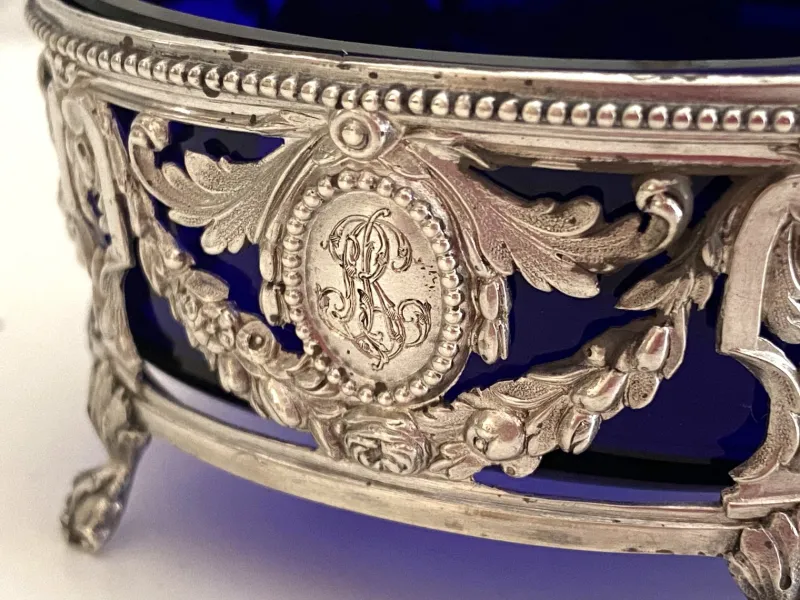 Pamono Louis XVI Style Silver Salt Cellars from Georges Bachelet, 1880s, Set of 2> Salt & Pepper Shakers