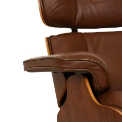 Pamono Lounge Chair in Leather by Charles & Ray Eames for Herman Miller><noscript><img width=