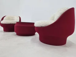 Pamono Lounge Chairs and Coffee Table, France, 1970s, Set of 3><noscript><img width=