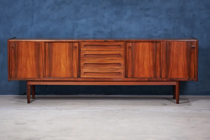 Pamono Low Rosewood Sideboard by Johannes Andersen for Uldum Møbelfabrik, 1960s> Sideboards & Buffets