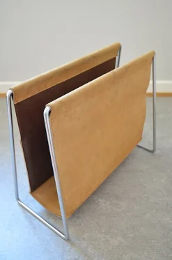 Pamono Magazine Rack by Verner Panton for Fritz Hansen><noscript><img width=