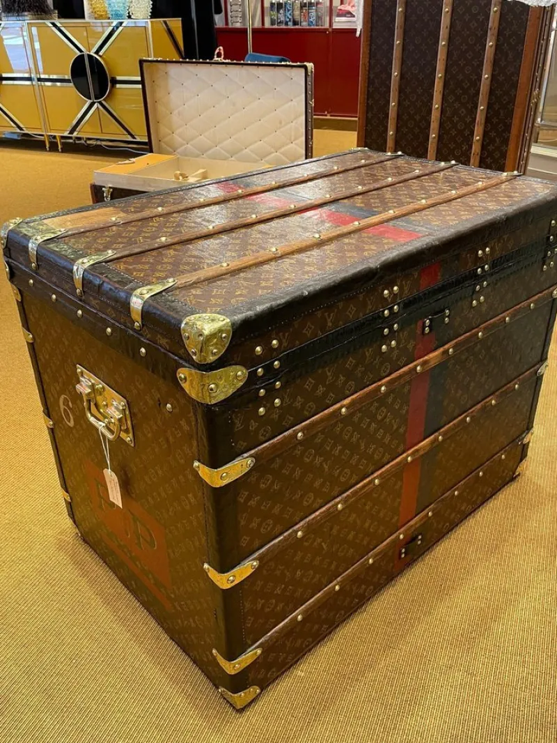 Sale Pamono Malle Haute Trunk in Monogram Canvas from Louis Vuitton, Paris, 1910