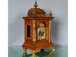 Hot Pamono Mantel Clock from Junghans