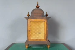 Hot Pamono Mantel Clock from Junghans