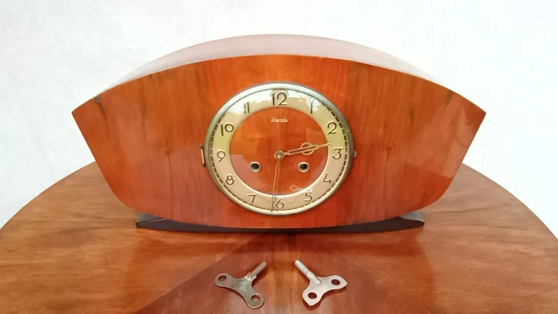 Pamono Mantel Clock from Kienzle, 1949> Clocks