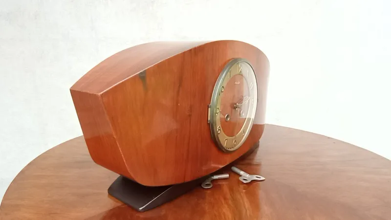 Pamono Mantel Clock from Kienzle, 1949> Clocks