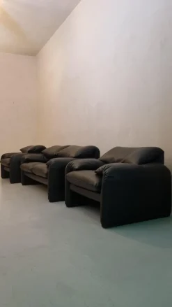 Sale Pamono Maralunga Sofa and Armchairs by Vico Magistretti for Cassina, 1973, Set of 3