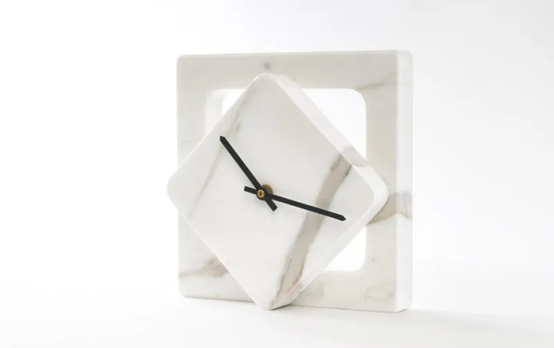 Best Pamono Marble One Cut Table Clock by Moreno Ratti