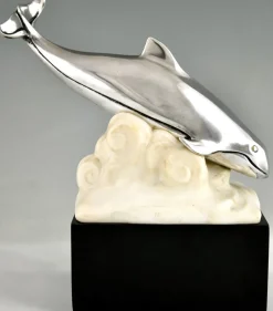Pamono Marcel Bouraine, Art Deco Whale in the Waves, 1925, Bronze