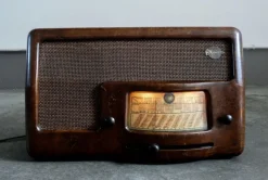 Outlet Pamono Marconi 1561 Model Radio from The Master's Voice, 1940s