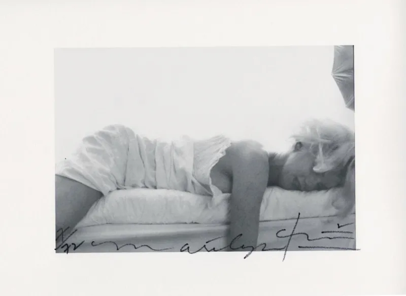 Pamono Marilyn Monroe . Passed out on the bed . The last sitting 2009> Photography