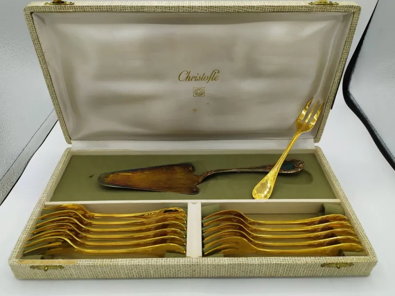 Hot Pamono Marly Gold-Plated Dessert Service from Christofle, 1950s, Set of 26
