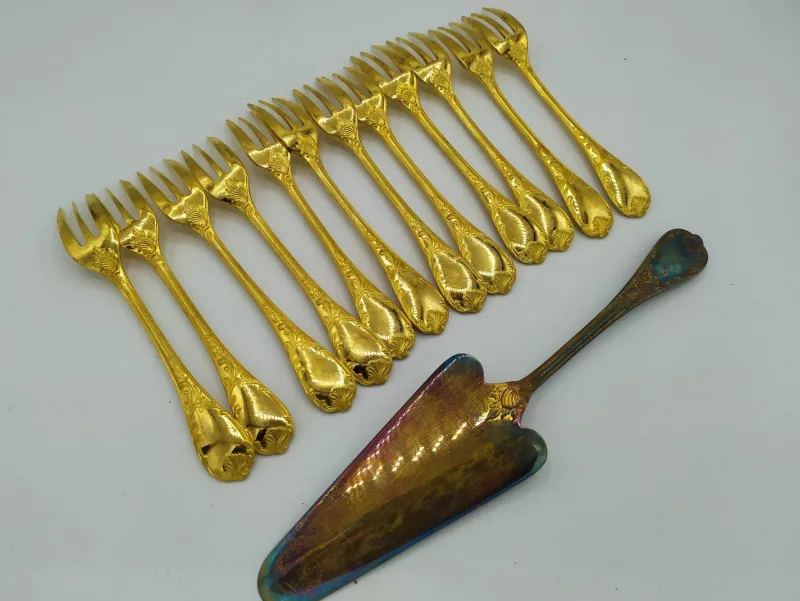 Hot Pamono Marly Gold-Plated Dessert Service from Christofle, 1950s, Set of 26