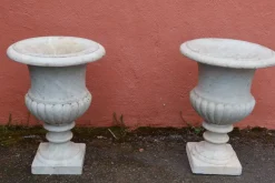 Outlet Pamono Medici Marble Vases, 19th Century, Set of 2
