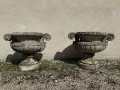 Pamono Medici Stone Planters, Set of 2> Planters And Jardiniere
